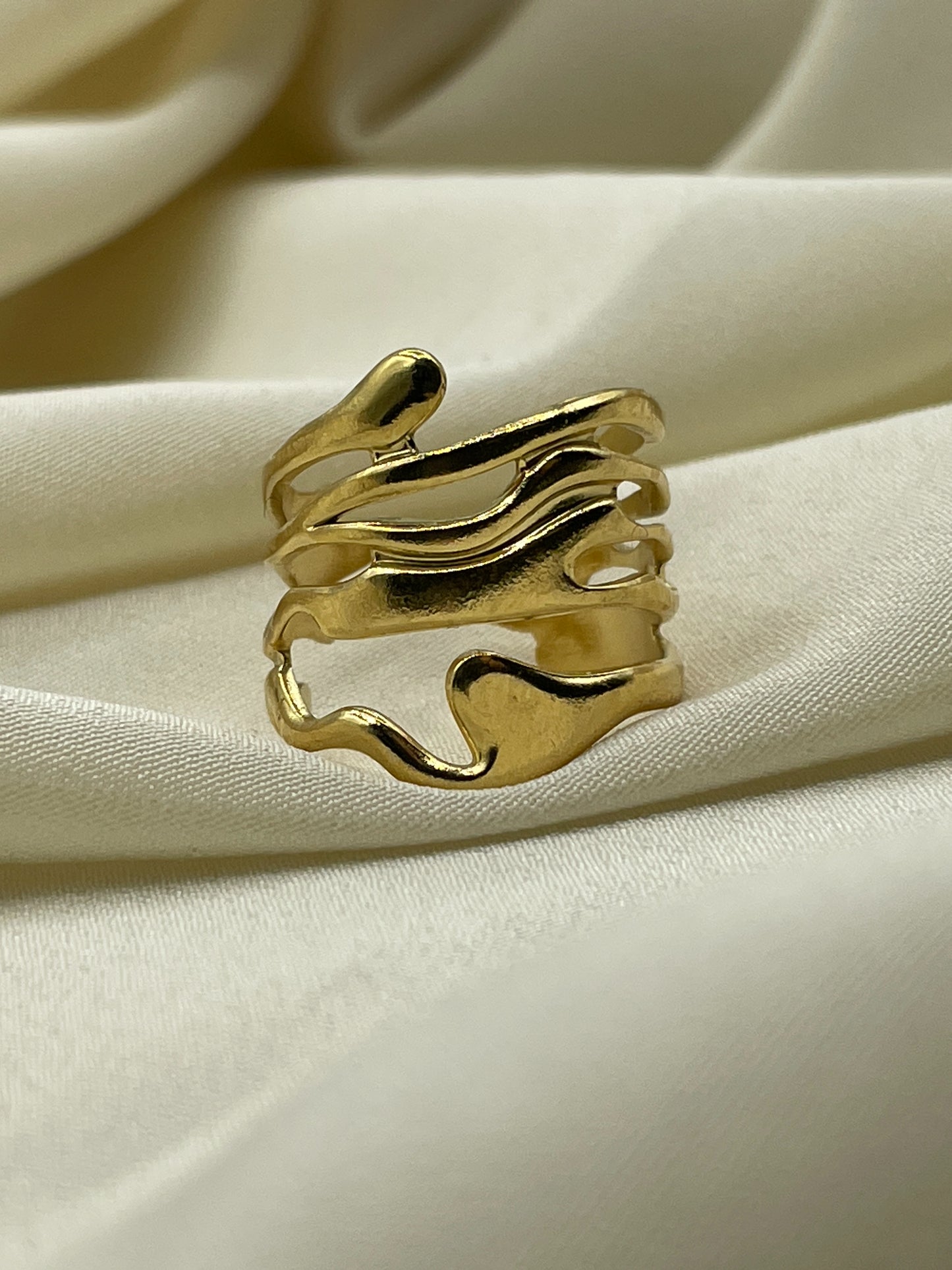 River Ring Gold