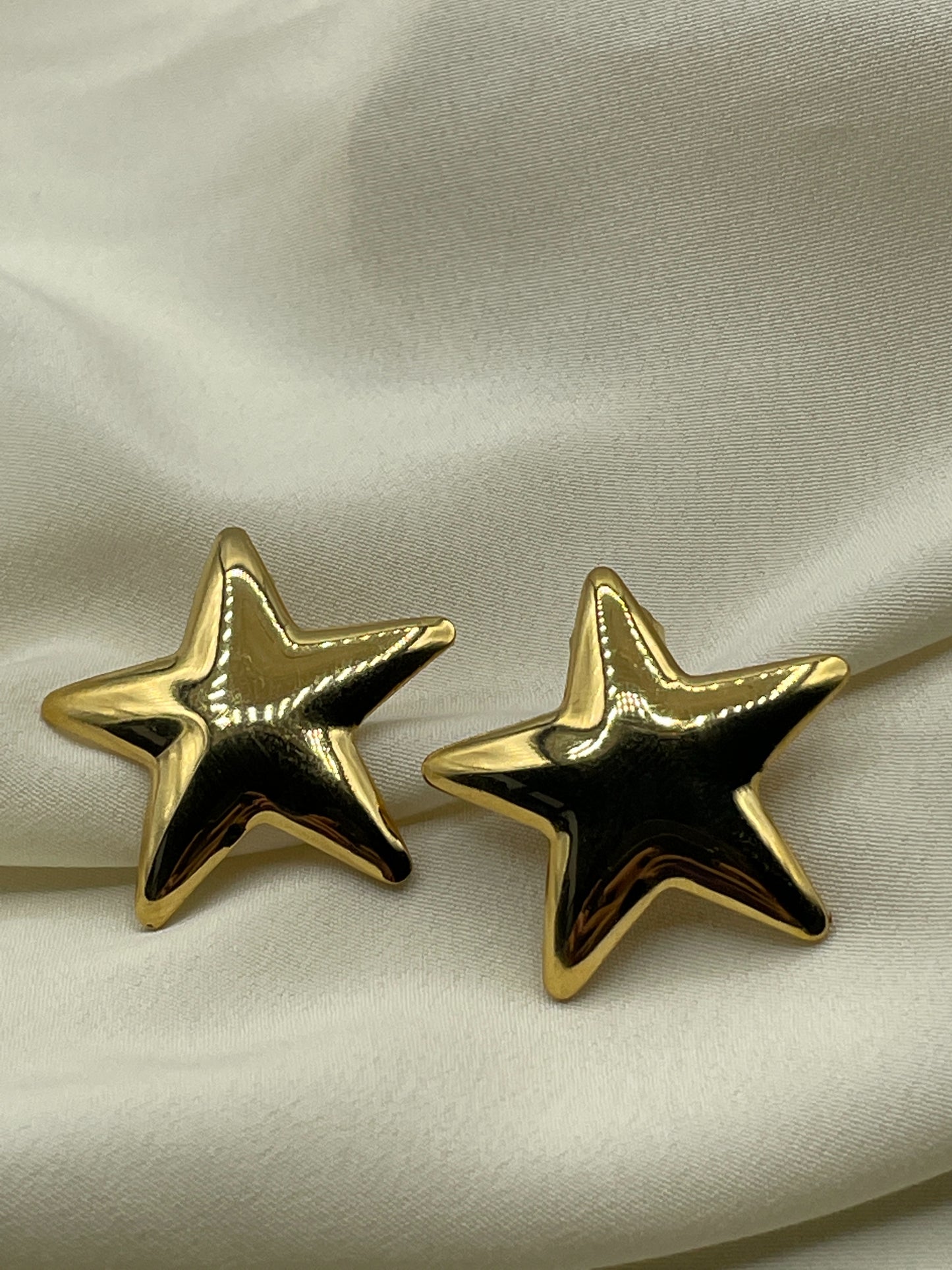 Star Earrings Gold