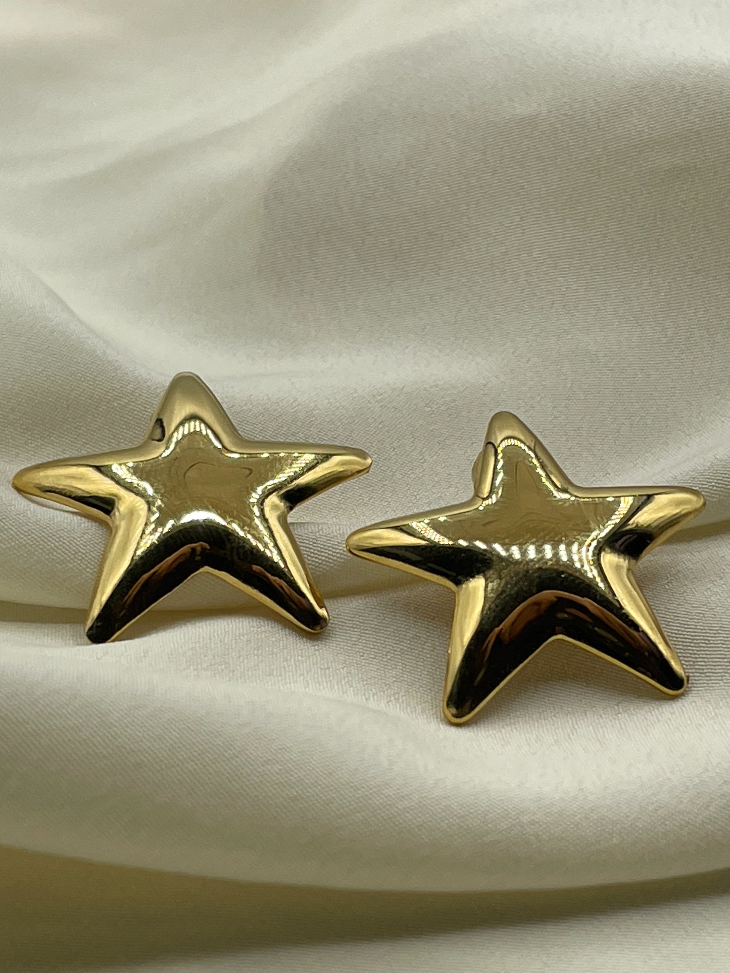 Star Earrings Gold