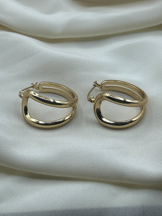 Tear Line Earring Gold