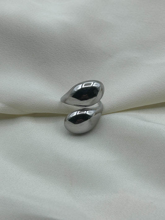 Thick Enlacing Ring Silver