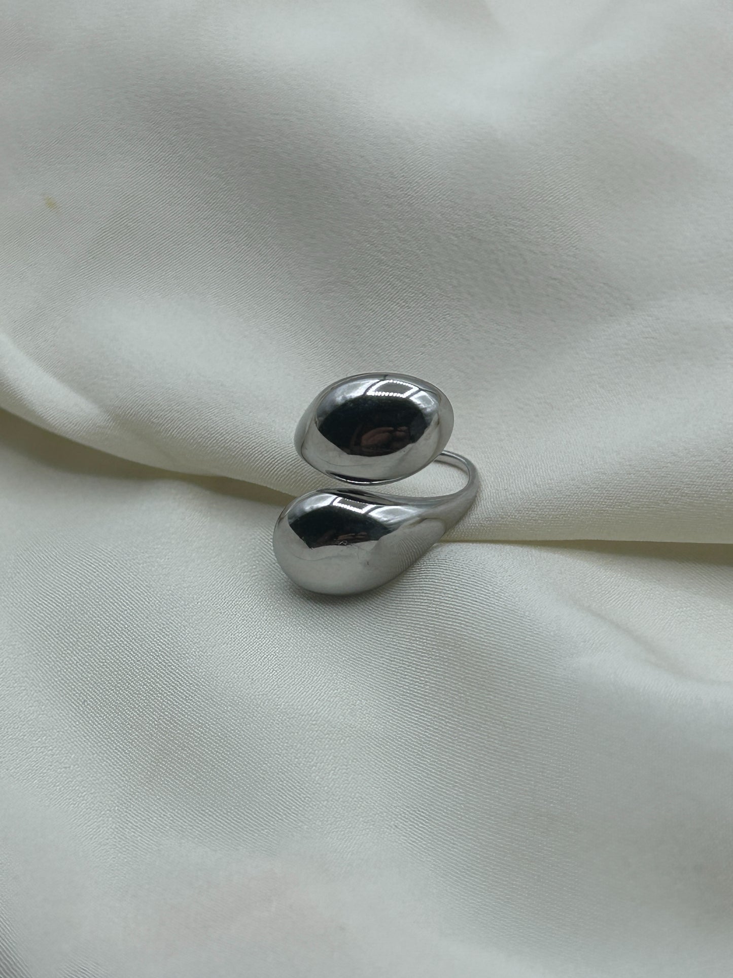 Thick Enlacing Ring Silver