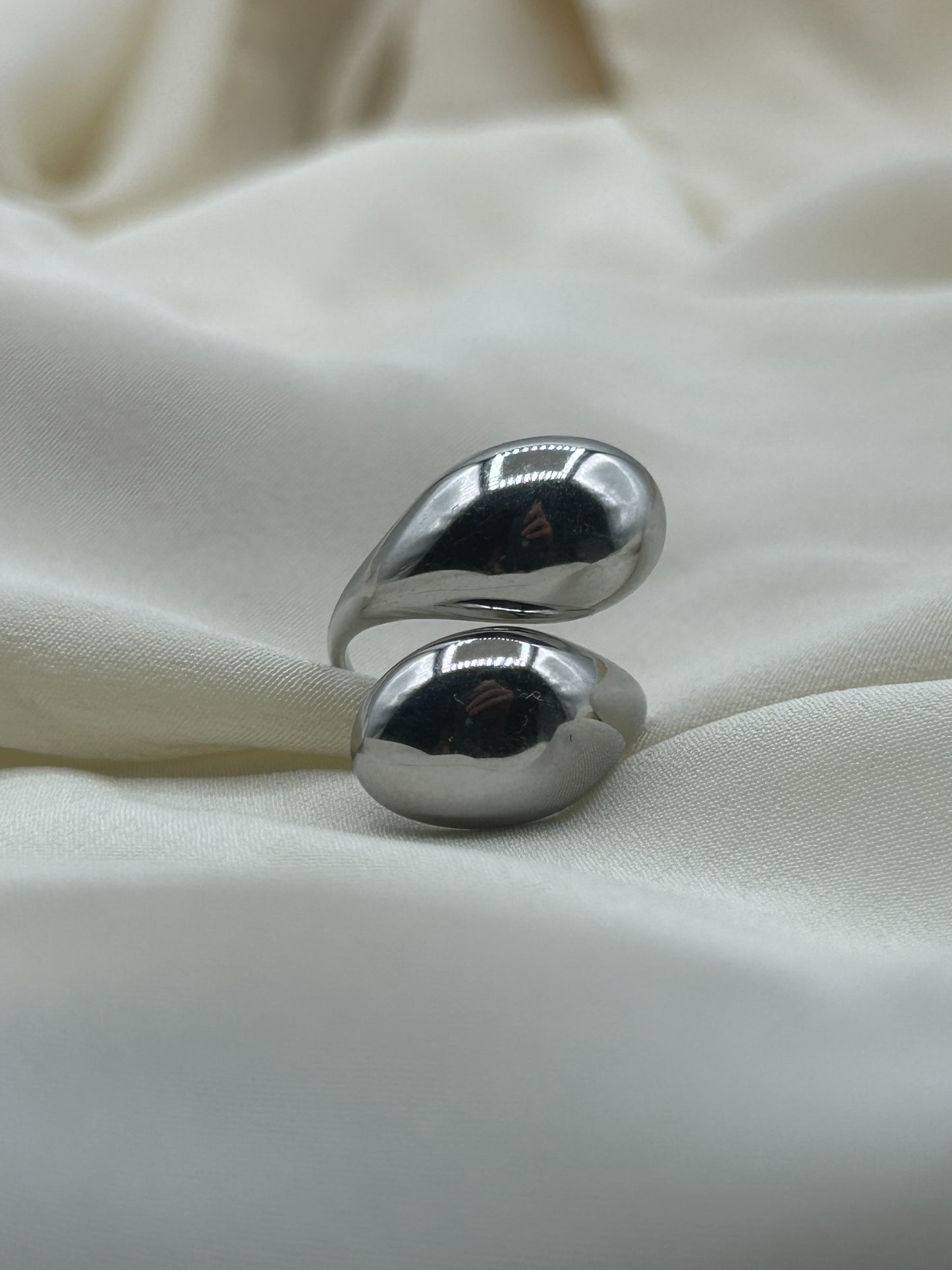 Thick Enlacing Ring Silver
