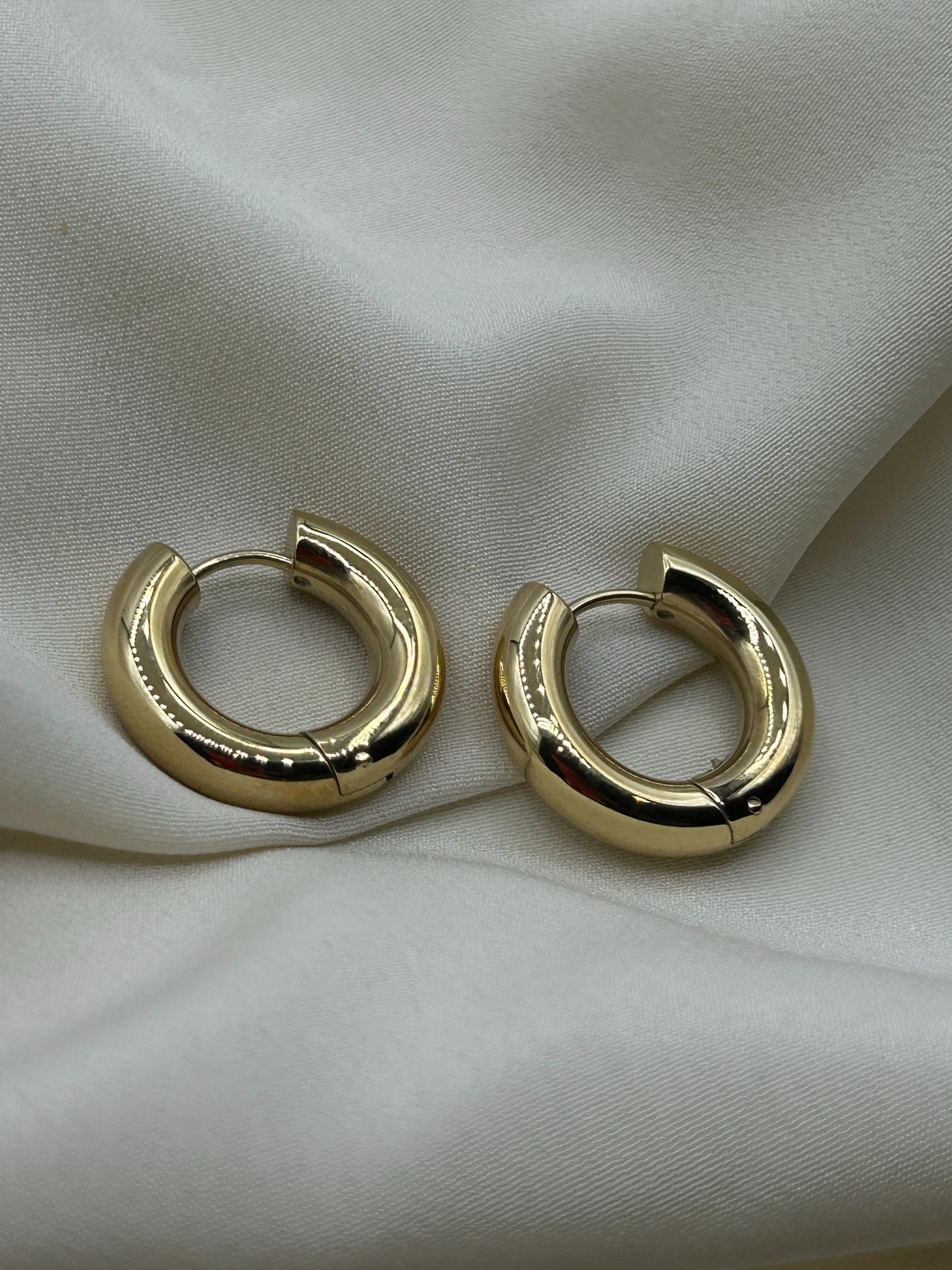 Thick Mini Hoops Earrings Gold