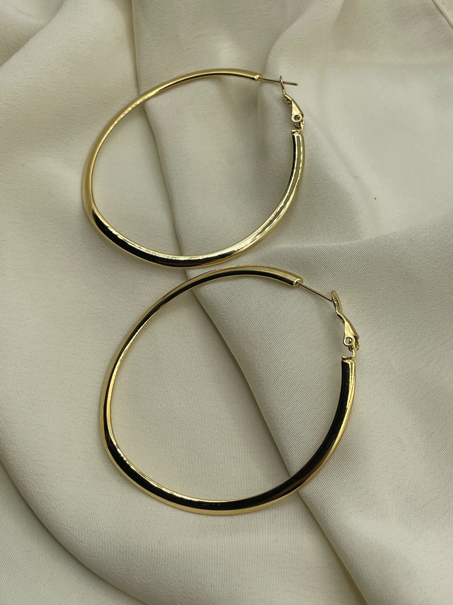 Thin Creole Earrings Gold