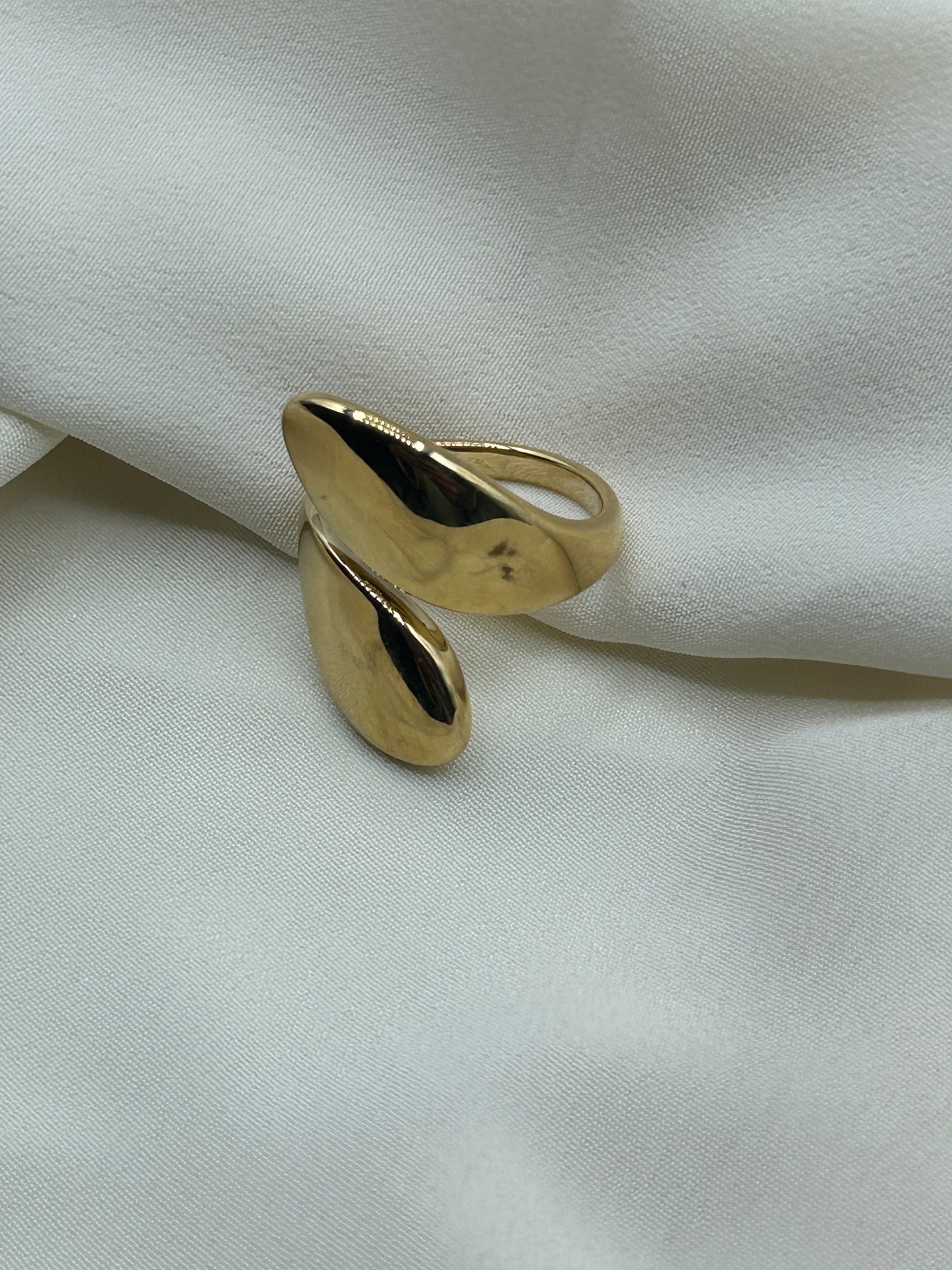 Thin Double Tears Ring Gold
