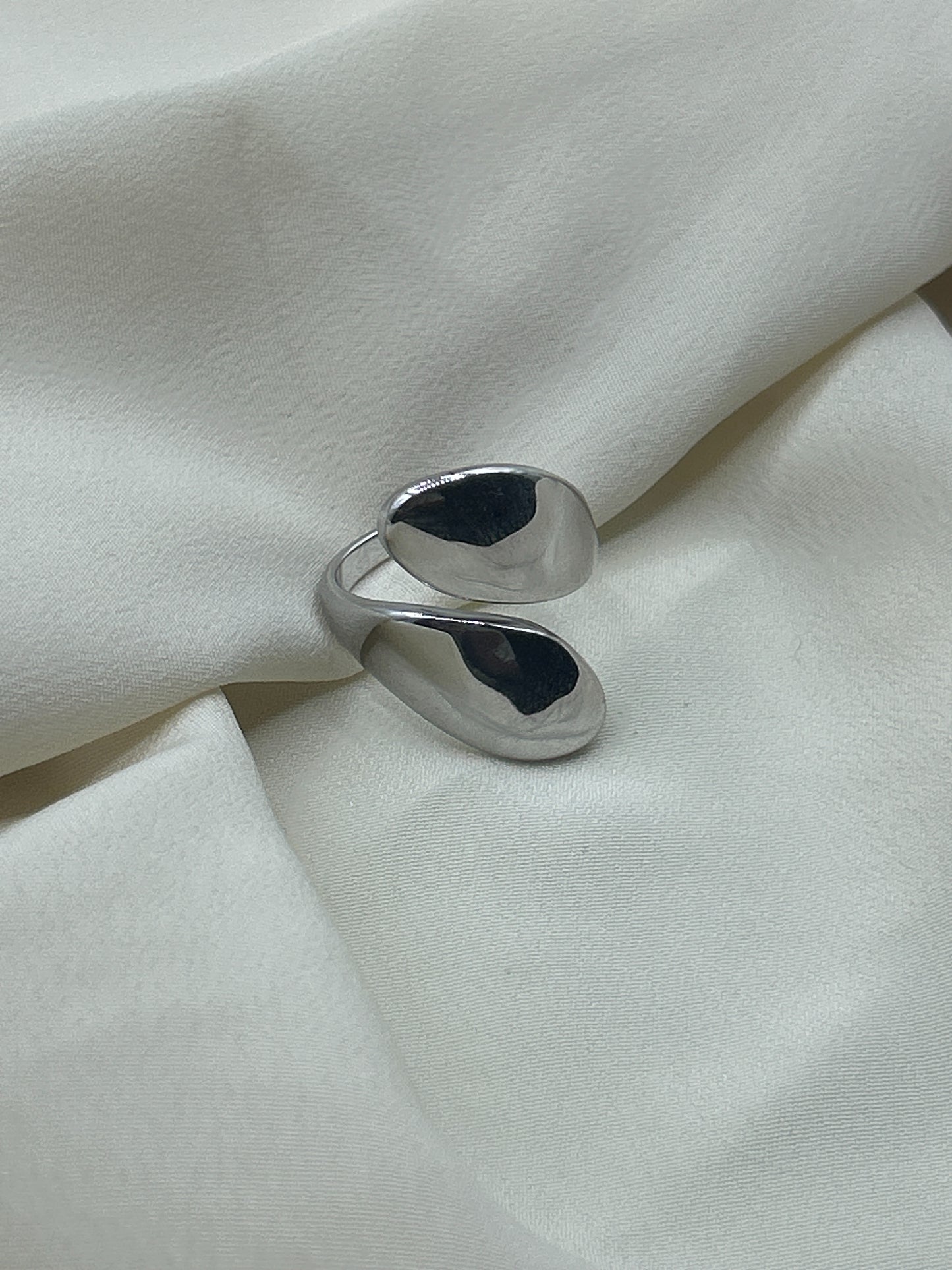 Thin Double Tears Ring Silver