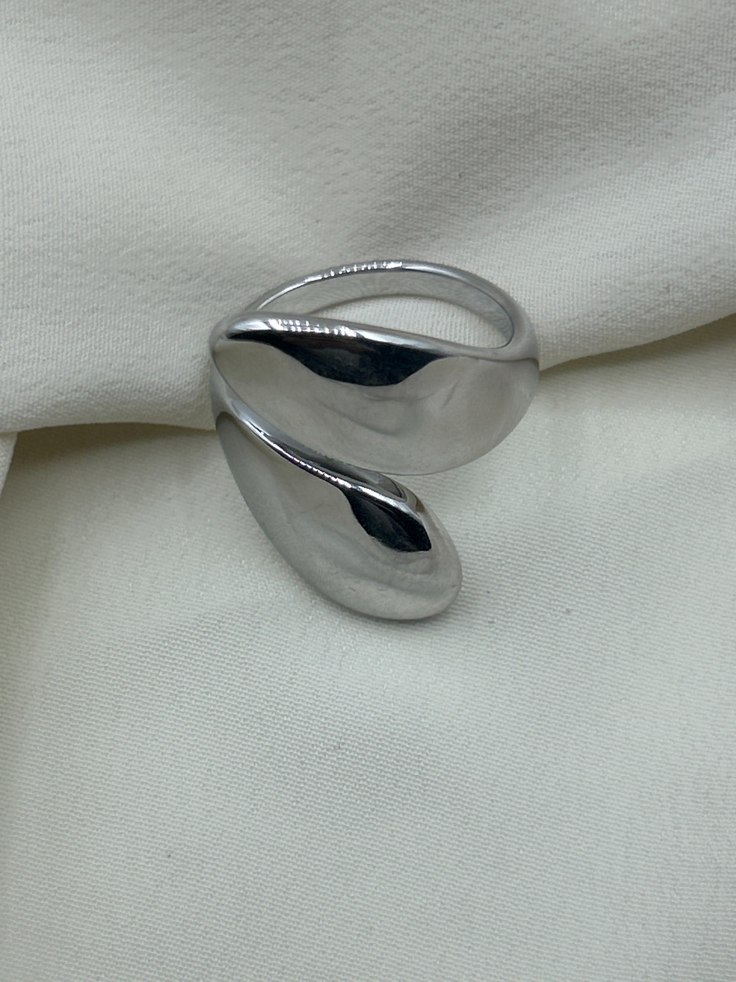 Thin Double Tears Ring Silver