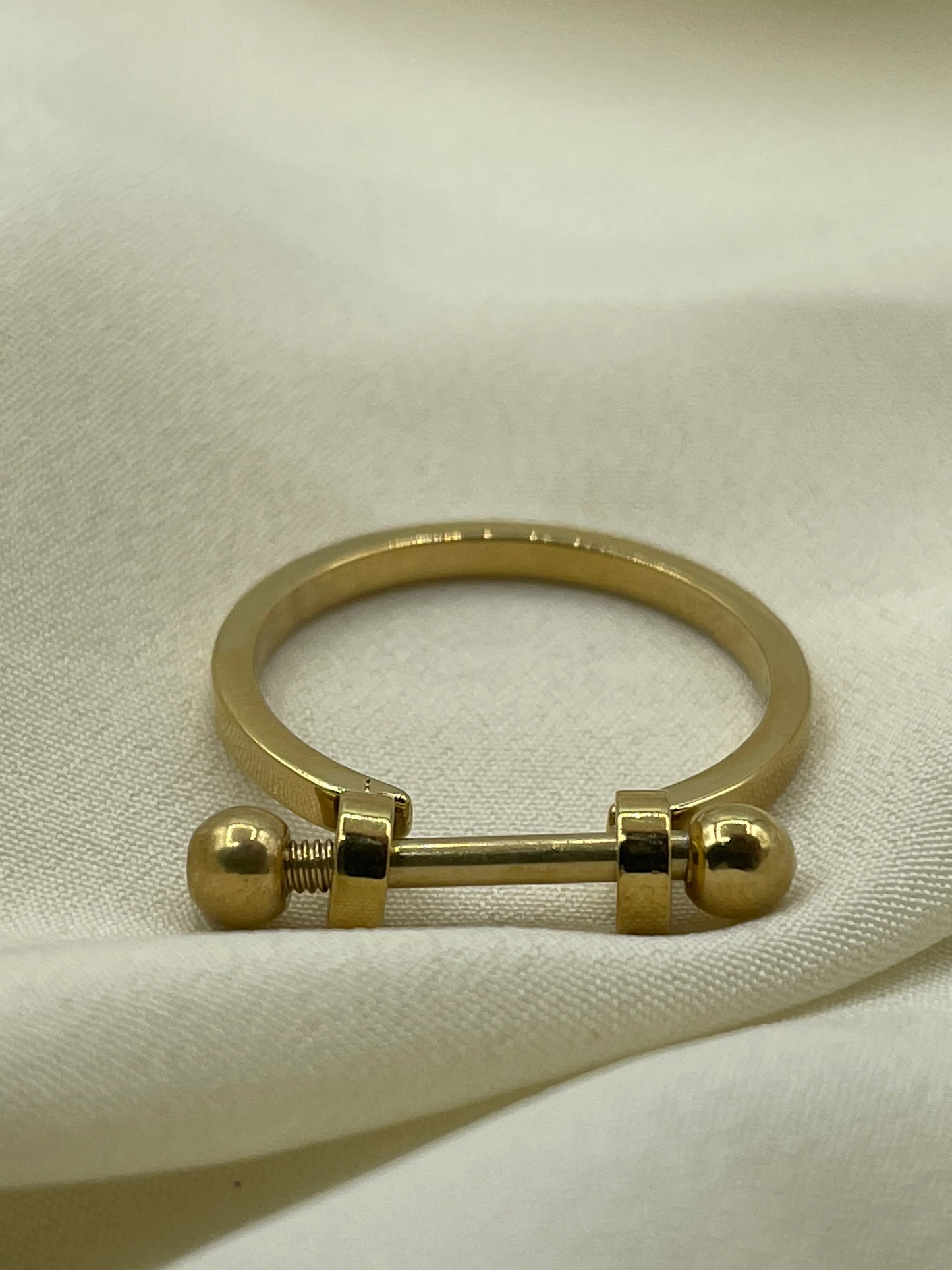 Toggle Gold Ring