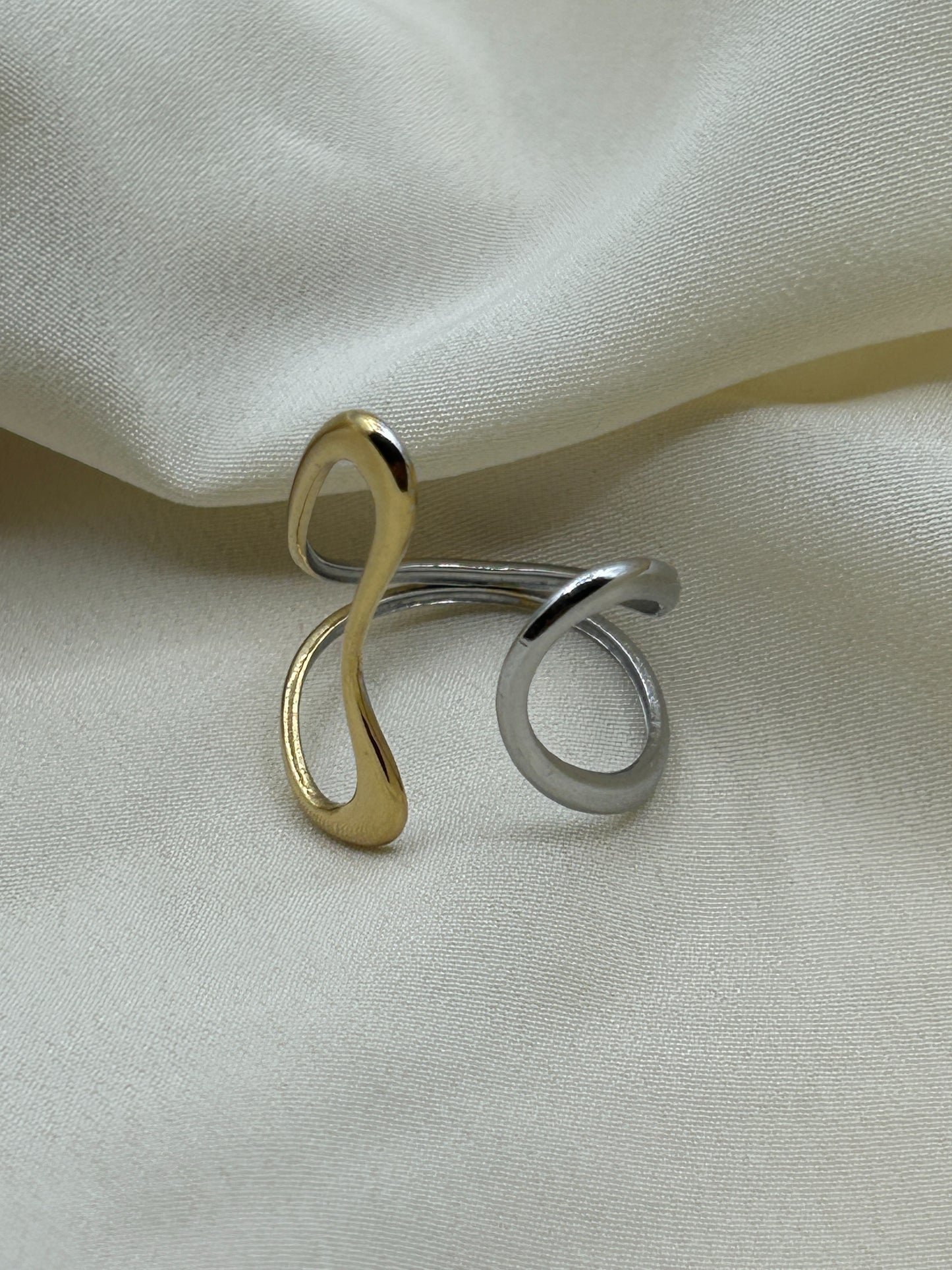 Bicolor Open Line Ring